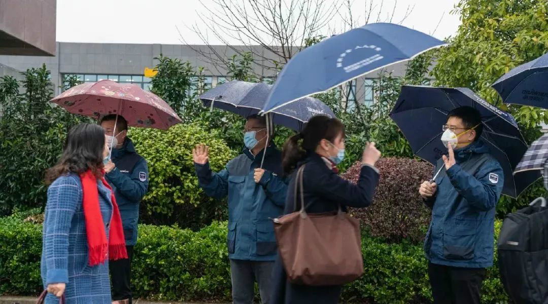 解码江南网页版智能上半年成绩单背后的密码